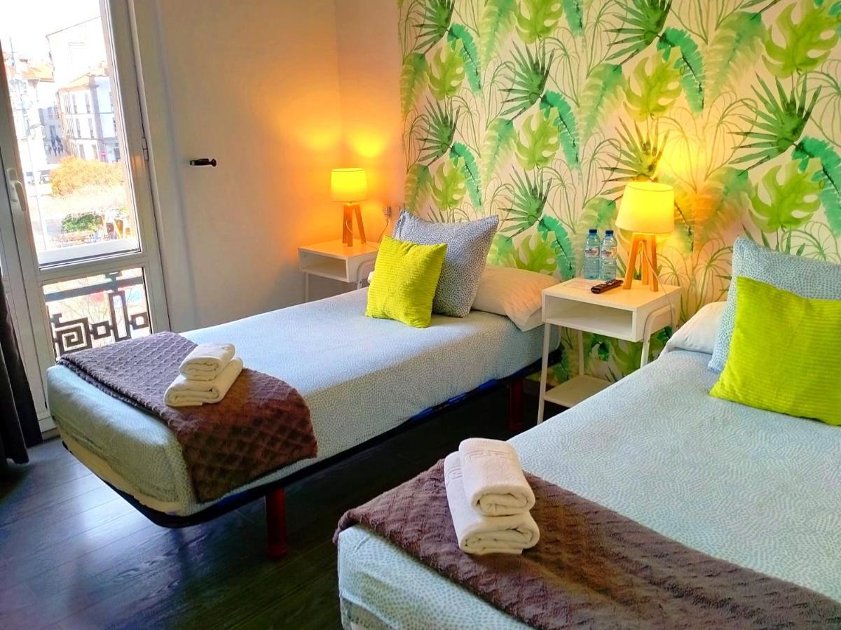 Hostal Mafer Сантяго де Компостела Екстериор снимка